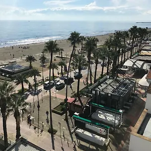 https://ap-sea-view-central-apt.hotelsatayianapa.com